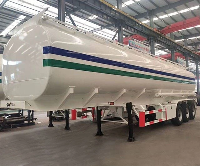 รถพ่วงบรรทุกน้ำมันเชื้อเพลิง Tri Axle